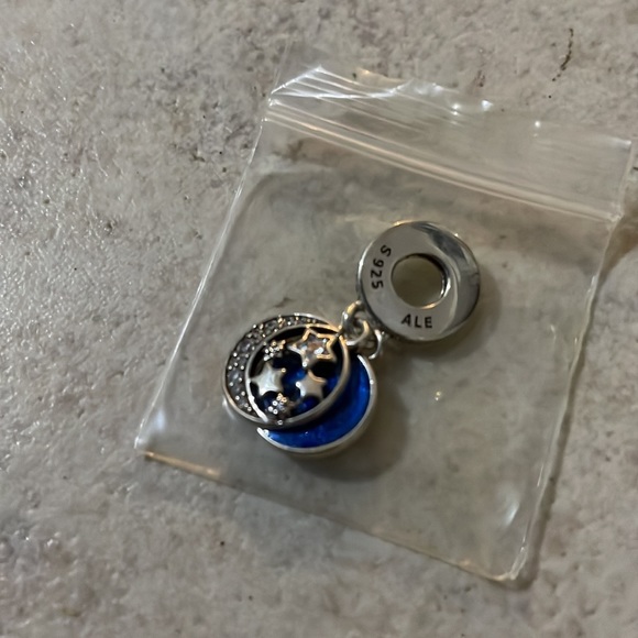 Pandora Charm “I love you to the moon and back” - Picture 3 of 3